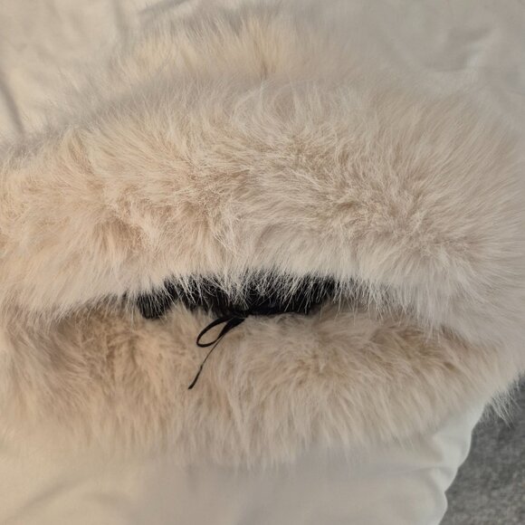 Barbiecore Faux Fur Bucket/Cloche Hat (Sm) - Picture 4 of 7